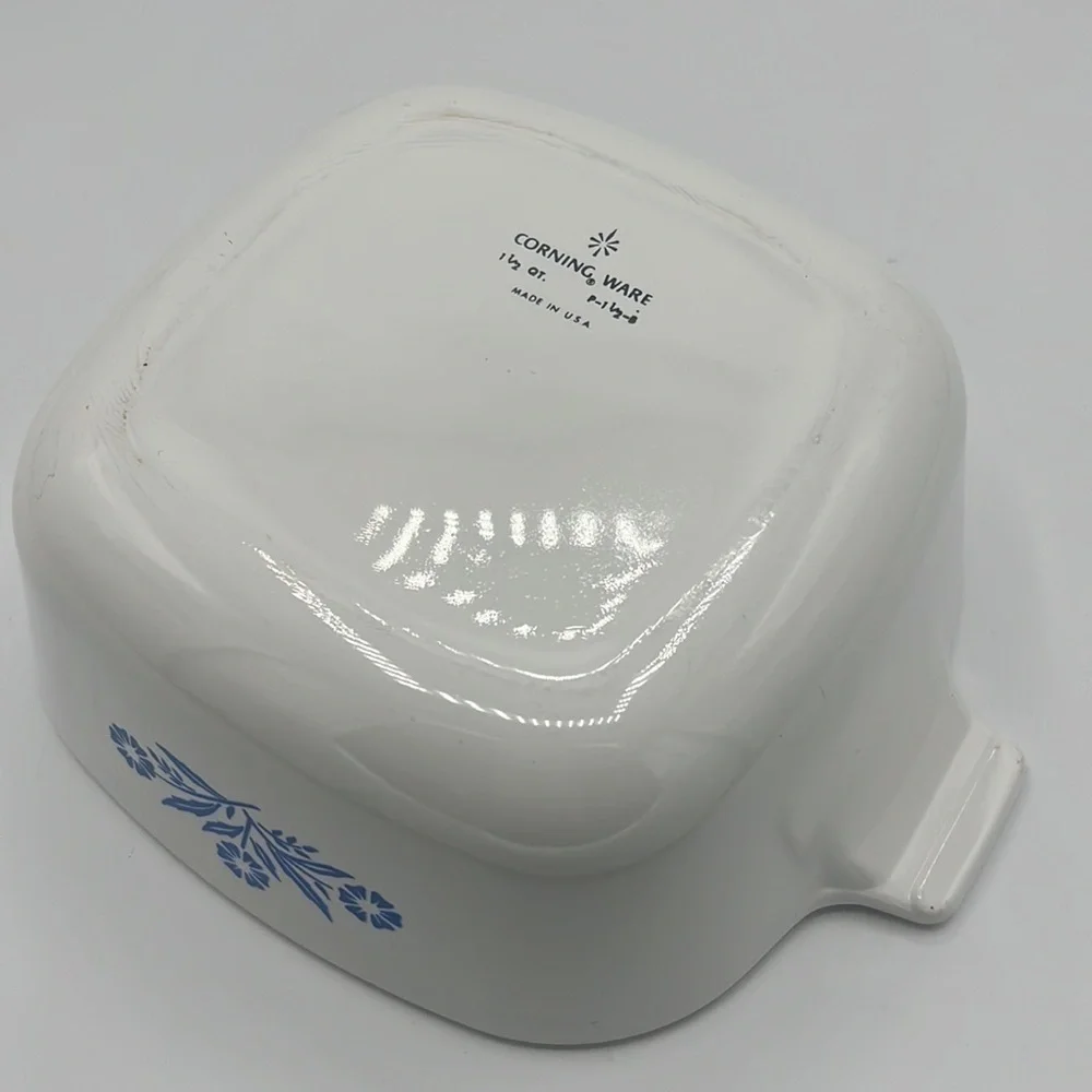CORNINGWARE BLUE CORNFLOWER 1 1/2 QUART SQUARE COOKING DISH